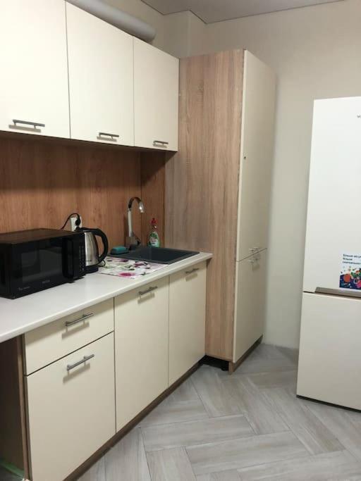 Apartment On Zarwanska Street Камианец-Подилский Екстериор снимка